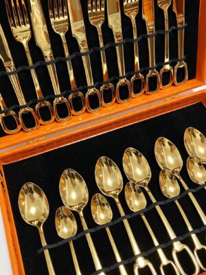 Customized Wholesale Western Gold Ring Cutlery Set 304 Stainless Steel Flatware Set